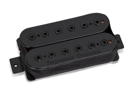 Holcomb Scarlet Neck Blk